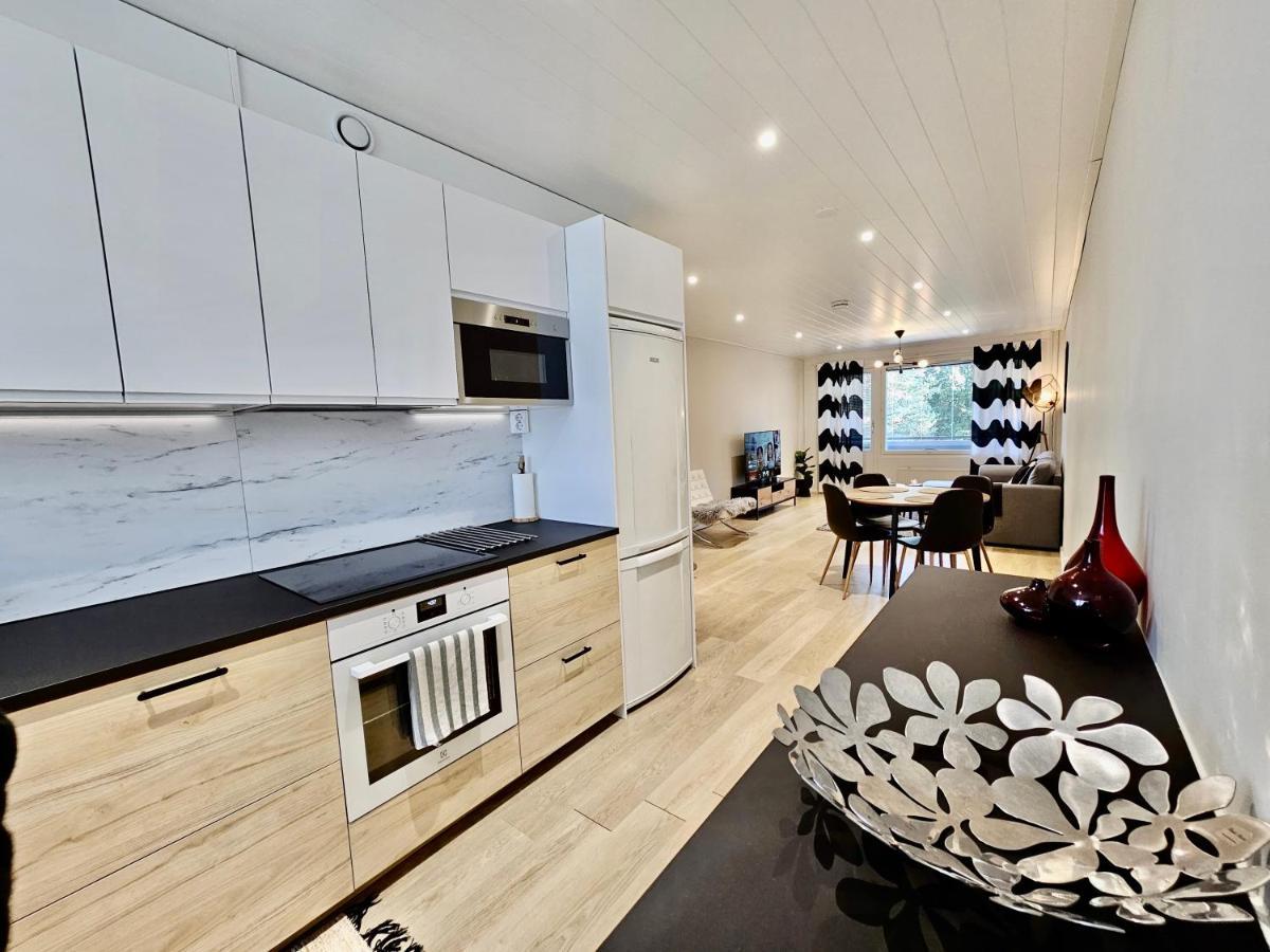 Elegant Apartment With Sauna In The Center Рованиеми Экстерьер фото
